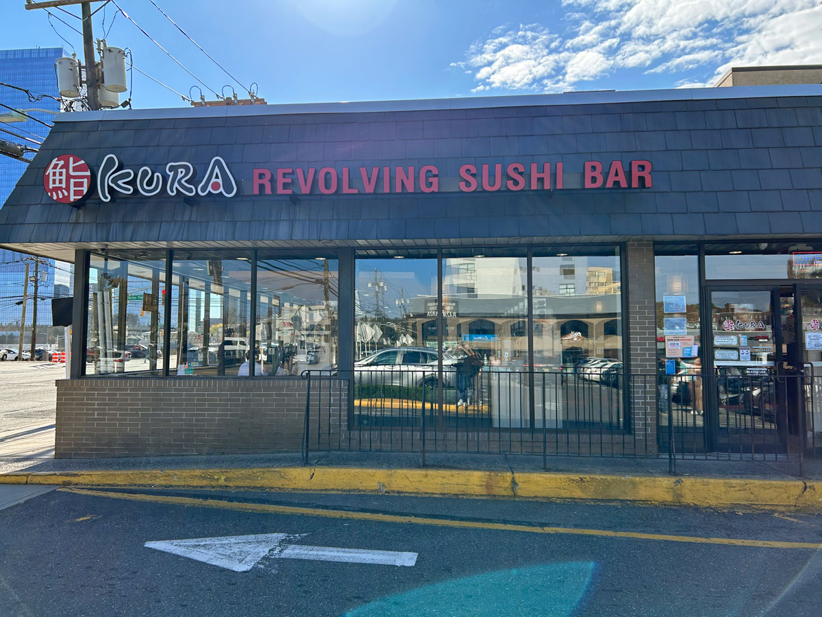 Kura Revolving Sushi Bar
